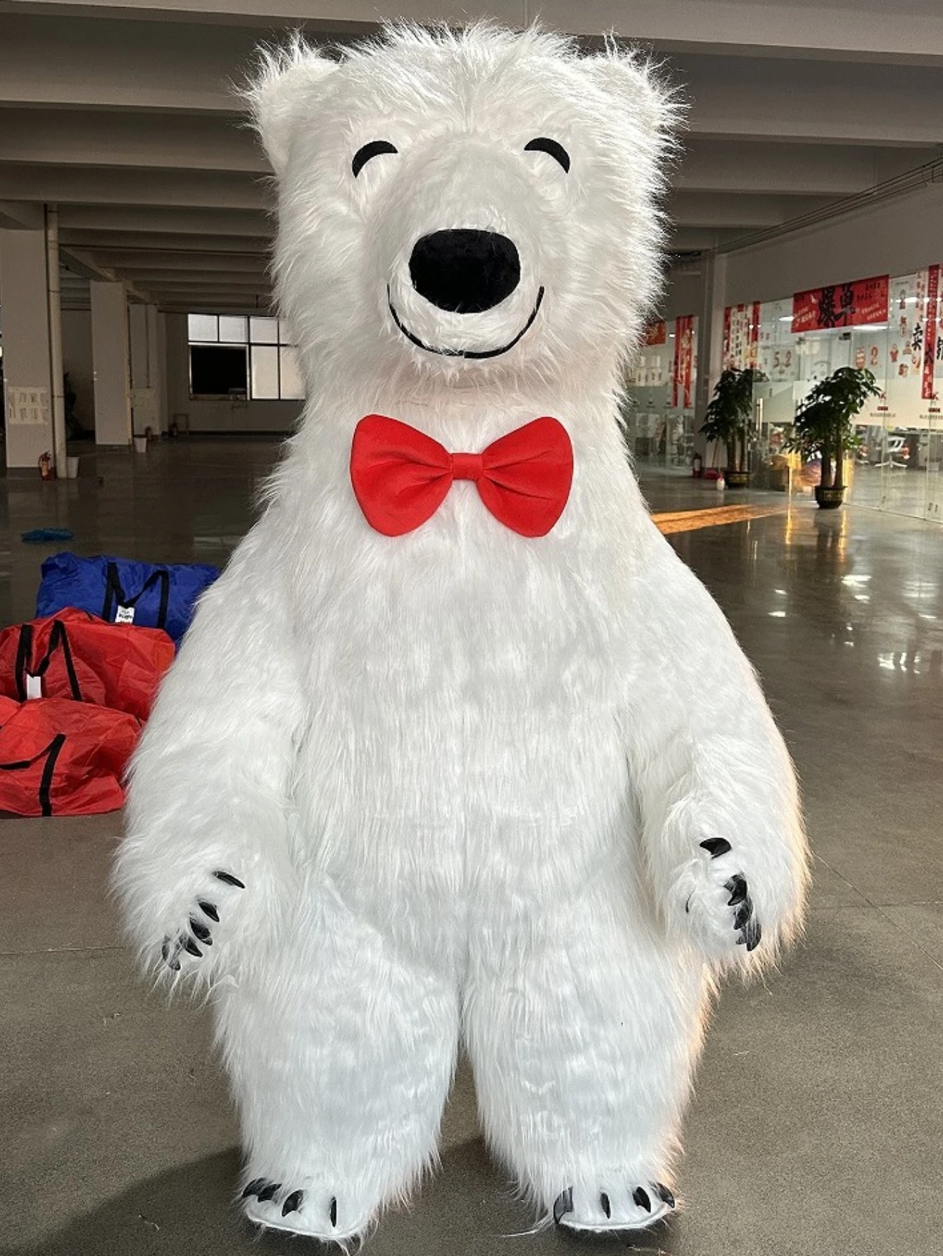 Giant Inflatable White Polar B - Suits recension och pris